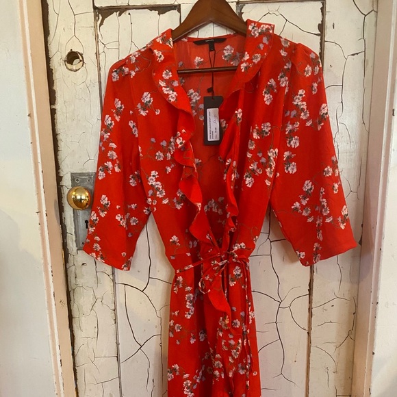 Vero Moda Wrap Dress NWT - Picture 2 of 4